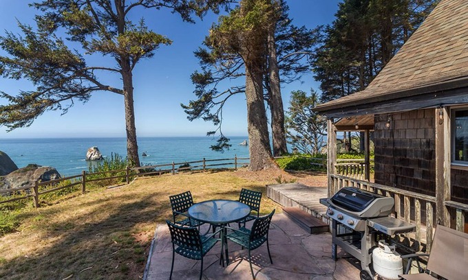 Trinidad Cottage | Abalone Cabin-Charming retreat w/ocean views!