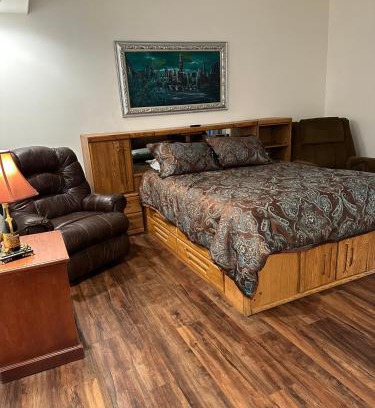 College Hotel | Abbey Archway Inn