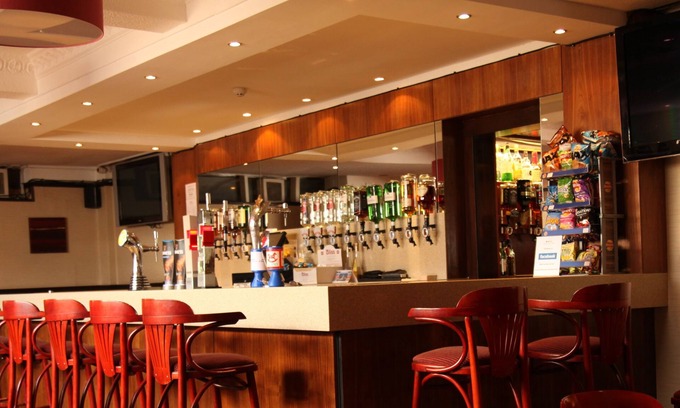 Dumbarton Hotel | Abbotsford Hotel