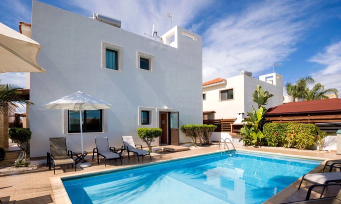 Kapparis Villa | ABDERA - 4bed Villa located in the centre of Kapparis