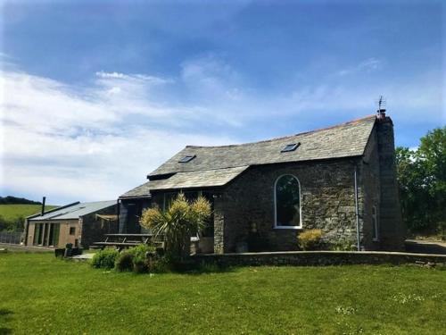Saint Gennys House | Abel's Cottage gorgeous character barn Crackington