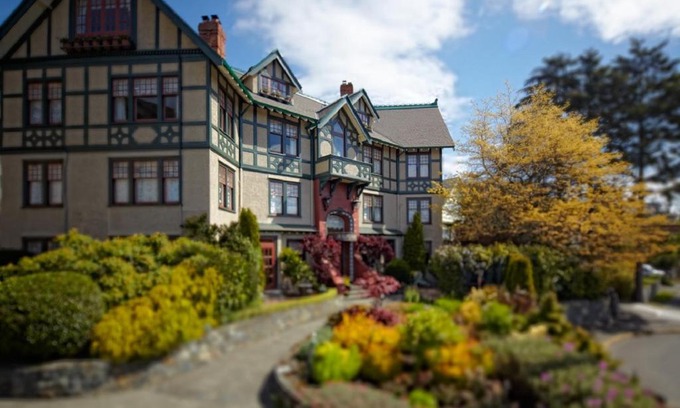 Downtown Victoria Hotel | Abigail's Hotel