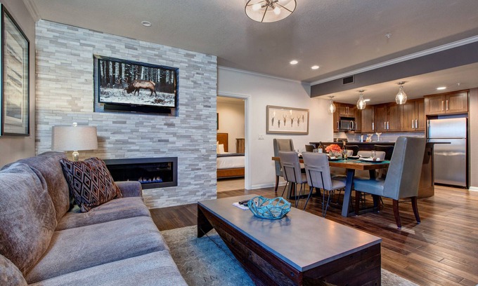 Deer Valley Condo | Abode on Lower Main Street | Steps to High West & Trails | Perfect Year Round Adventure