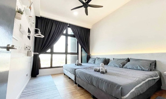 Taman Bukit Mewah Condo | Above Paradigm Mall JB, up to 5 Pax, 1BR