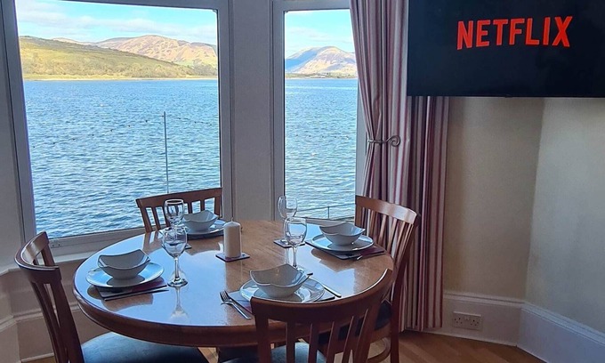 Port Bannatyne Apartment | Above the Bay Summary