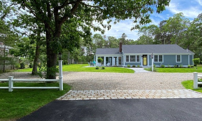 Bass River House | Absolute Gorgeous 6 BR Home w/3-Min Walk to Beach!