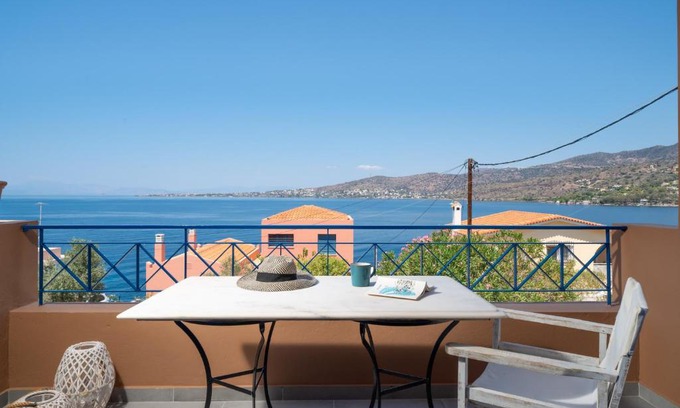 Perdhika House | Absolute Perdika Aegina