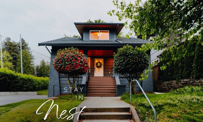 Seattle House | AC/Family 14 ppl/Parking/Chef Kitchen/Mins to DT