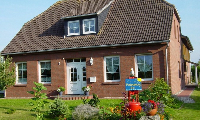 Dandorf Cottage | Accommodation in natural quiet residential area in the former captain's house