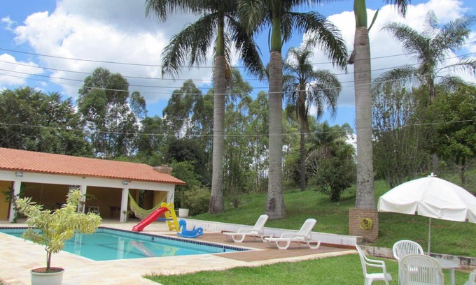 Pinhalzinho House | ACHIEVING SITE Ground floor, WI FI, Heated pool option, BBQ, Ping Pong