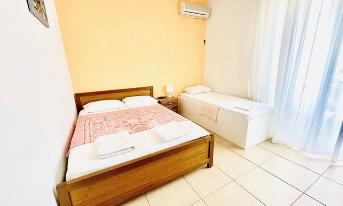 Potos Apartment | Achinora Potos - Double Room With 2 Beds