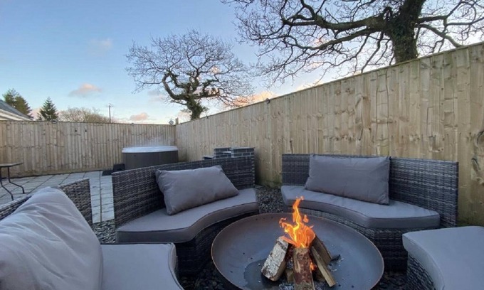 St. Florence Cottage | Acorn Cottage in Pembrokeshire