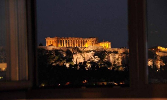 Athens City Centre Apartment | Acropolis at Home Loft with a View