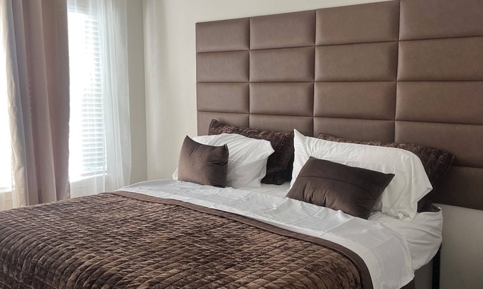 Atlanta Apartment | Across from Benz Stadium 1-bedroom apartment with fitness room in Atlanta