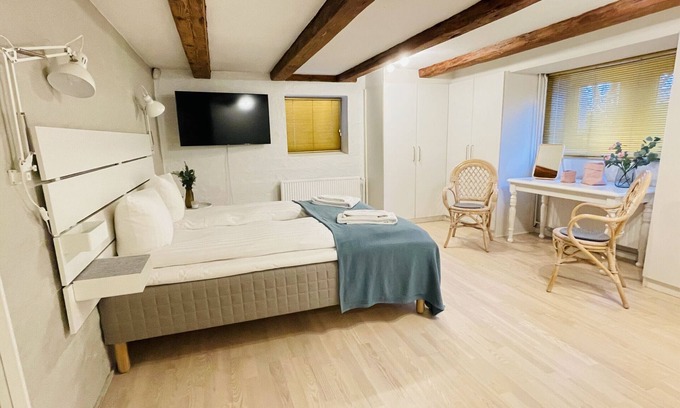 Aalborg Apartment | aday - Aalborg Mansion - Charming 3 Bedroom Apartment