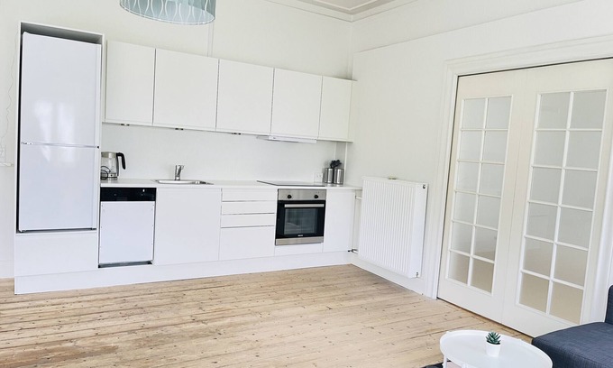 Aalborg Apartment | aday - City Central Mansion - 1 bedroom apartment with garden