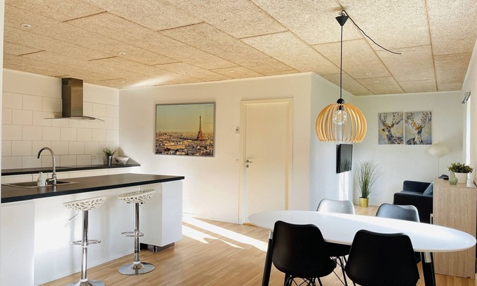 Aalborg Apartment | aday - Private House with garden City Center