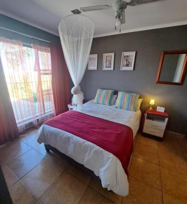 Colchester Apartment | Addo's Secret Backdoor