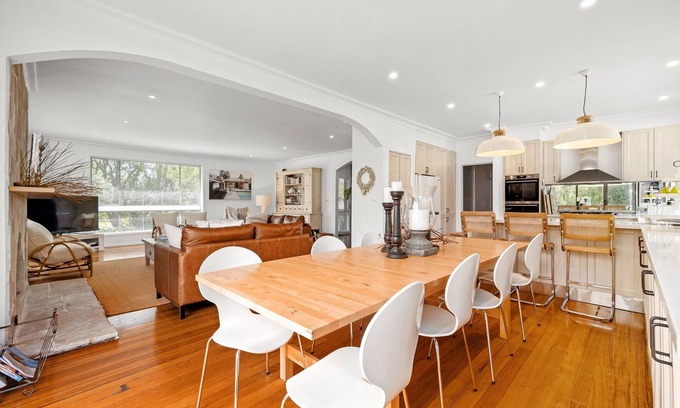 Blairgowrie House | ADELAIDE FRENCH INSPIRED FAMILY BEACH HOLIDAY HOME, BLAIRGOWRIE