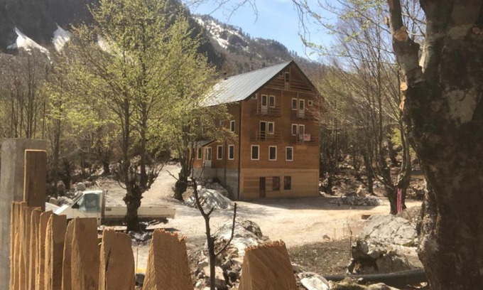Kukes County House | Adenisi guesthouse