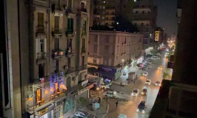 Downtown Cairo Apartment | Adorable apartment with AC in Cairo Governorate - 2 bedrooms available