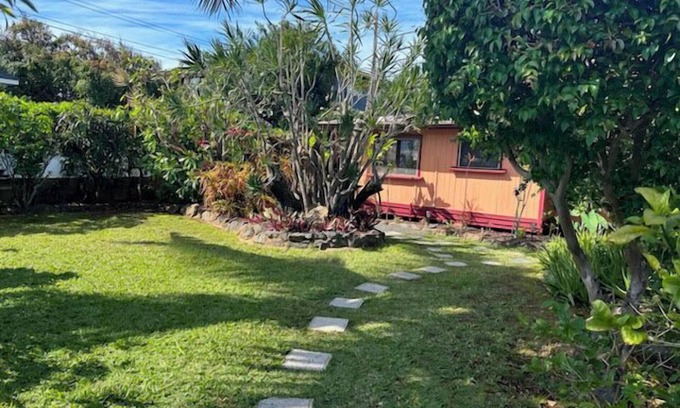 Kuau Cottage | Adorable cottage near small beach