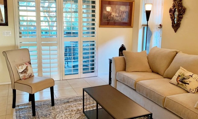 San Tan Valley House | Adorable one bedroom available in a 3 BD French country house-Golf! Pool!