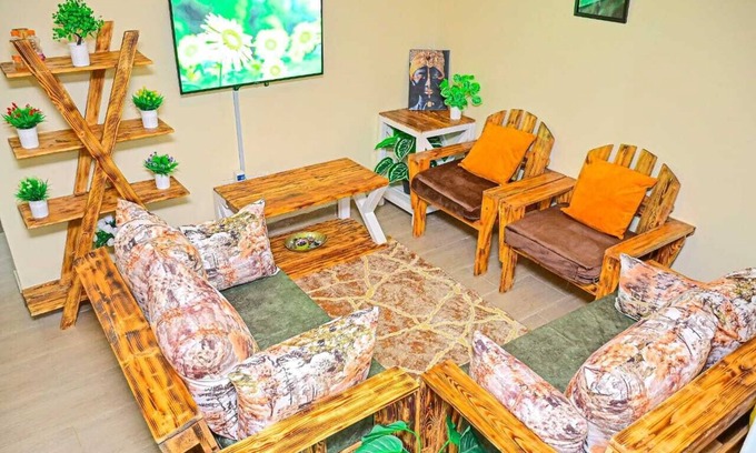 Ruiru Apartment | Adorable Rustic-Style 1 Bedroom Space with WiFi in Charming Ruiru
