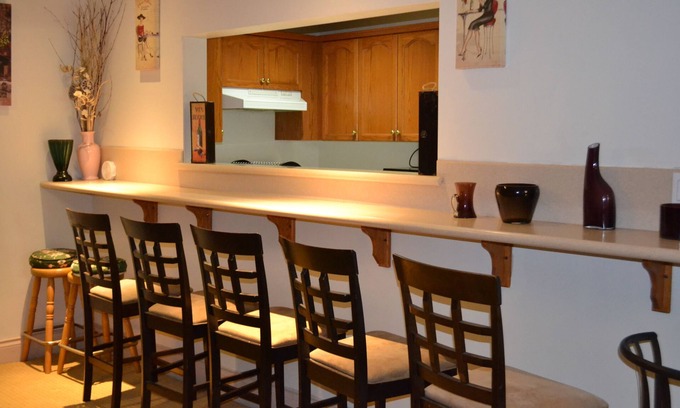 Surrey House | Adorable spacious basement suite