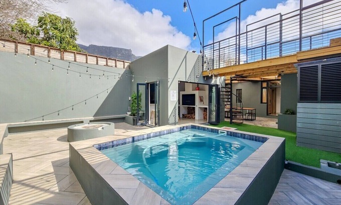 Cape Town City Centre House | Adriatica - Sunny villa ideal for groups