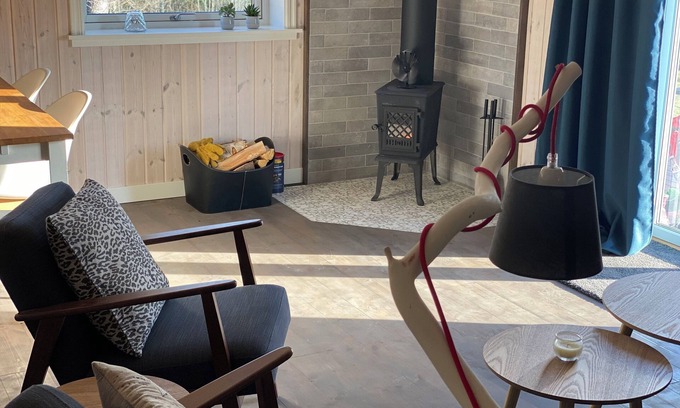 Sunne Municipality Ski Chalet | Adventure Guesthouse Sweden, Knus Vakantiehuis in een Bosrijke Omgeving