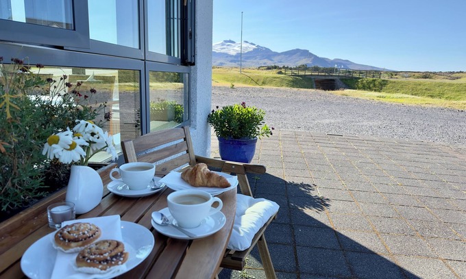 Hellissandur Hotel | Adventure Hotel Hellissandur