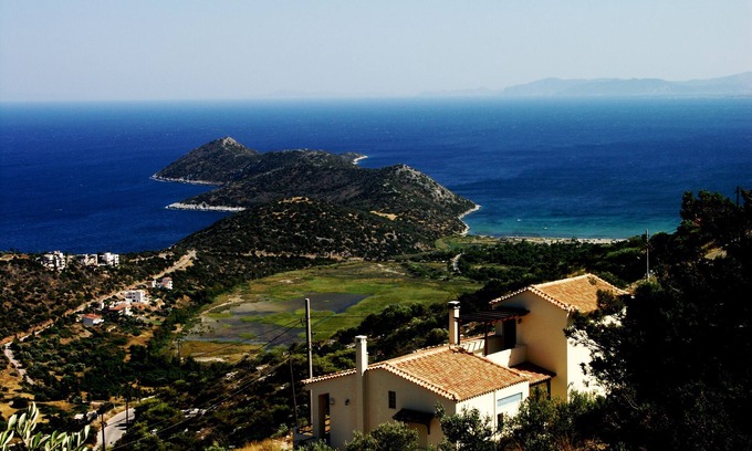 Marathon Villa | Aeolos Villa Overlooking the Sparkling Waters of the Aegean