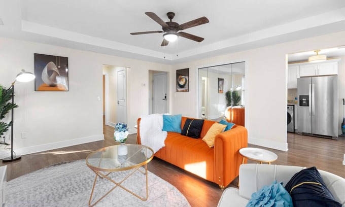 Midtown Apartment | Affordable 1-BR by DMC Detroit