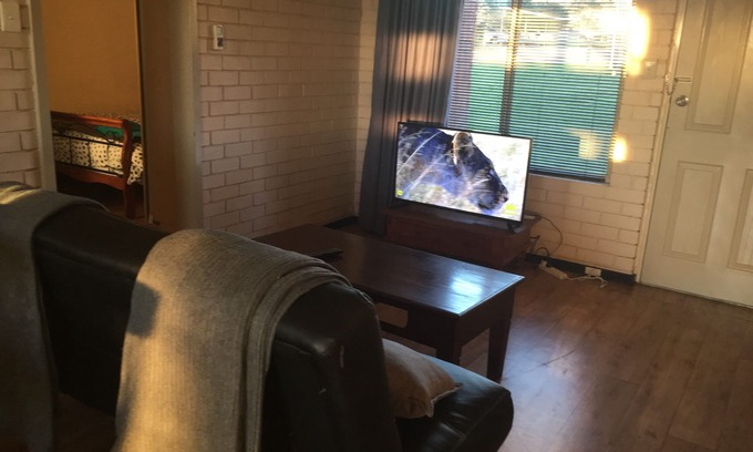 Tuart Hill Apartment | Affordable Apartment close to city and Beaches