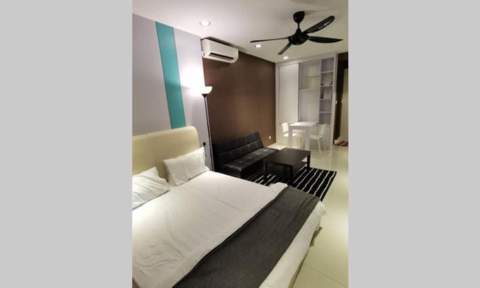Johor Bahru Apartment | Affordable home in JOHOR BAHRU . High end, high security, Greenery environment Studio Central Park near angsana