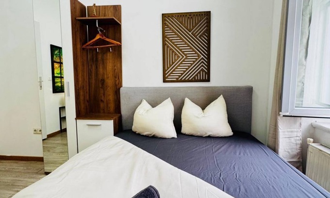 Josefstadt Apartment | Affordable Room in Shared Apt. Close to Stadthalle