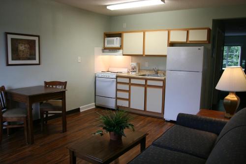 Jacksonville Hotel | Affordable Suites Jacksonville