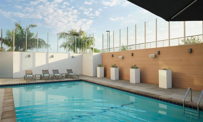 Anaheim Resort Hotel | Affordable Vacation Rentals near Disney - Family and Pet Staying | 4 Units