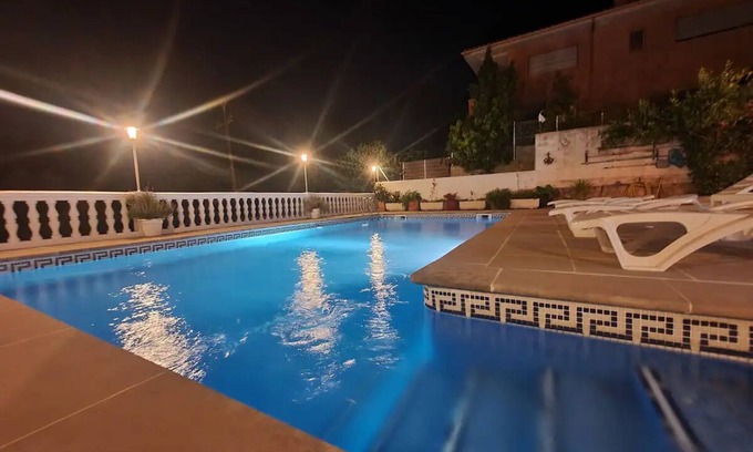 Tarragona Apartment | Africa-Double orTwin Room with Swimming