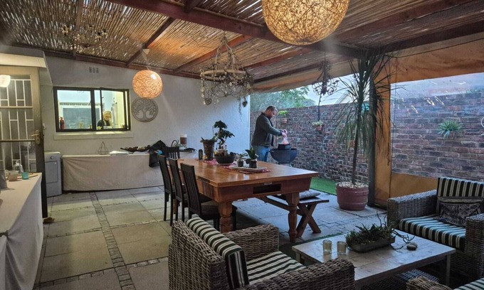 Pinelands House | Afton Safari Lodge