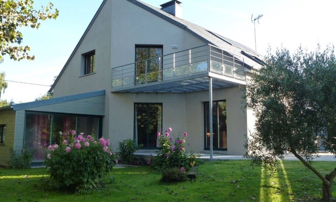 Agon-Coutainville House | AGON COUTAINVILLE: Between sea and countryside, the house of your dreams. wifi,.