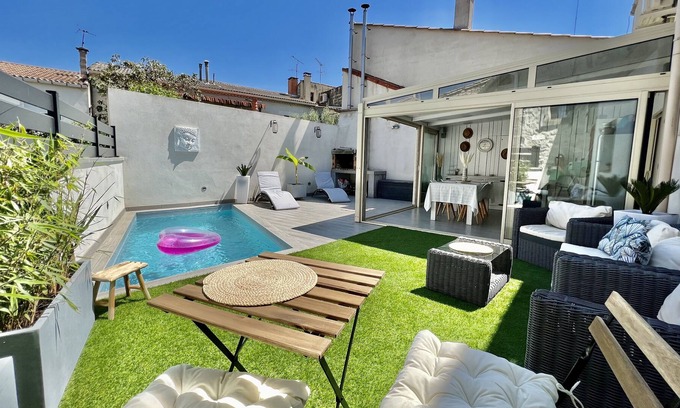 Saint-Laurent-d'Aigouze House | Agréable Maison Avec Piscine Chauffée Pour vos Vacances