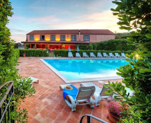 Santa Maria di Licodia House | Agriturismo Biologico Corte Aragonese