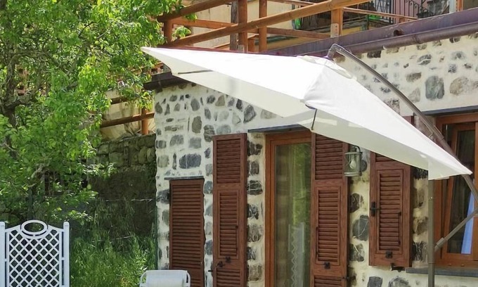 Varese Ligure Apartment | Agriturismo " LISSA HOUSE "