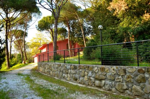 Capraia e Limite House | Agriturismo Poggio al Pino