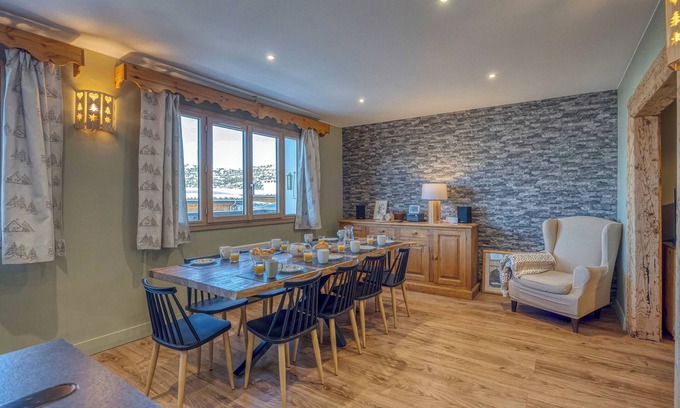 Saint-Nazaire-les-Eymes Ski Chalet | #AH16 | Les Quirlies | Sublime family cottage