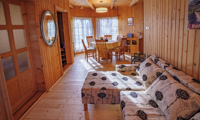 Balatonkeresztur House | Air-conditioned wooden house 800 meters from the lake with 4 bedrooms