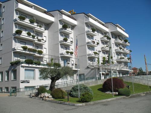 Leini Hotel | Air Palace Hotel