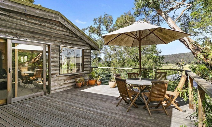 Aireys Inlet House | Airey's Treehouse - Surrounded By Native Gardens